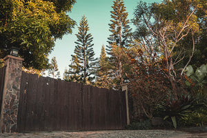 THE DROP OFF & PARKING
